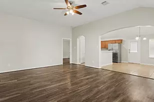 17123 Broken Back Dr, Crosby, TX 77532 - Photo 5
