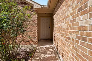 17123 Broken Back Dr, Crosby, TX 77532 - Photo 3
