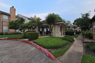 10615 Briar Forest Dr, Houston, TX 77042 - Photo 37