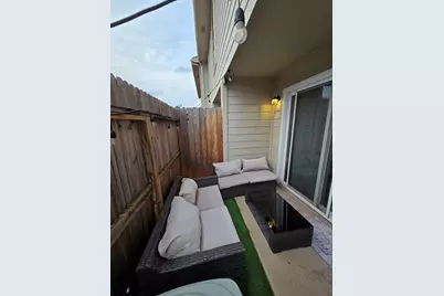 10615 Briar Forest Drive #1001, Houston, TX 77042 - Photo 13