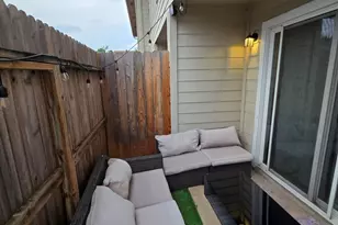 10615 Briar Forest Dr, Houston, TX 77042 - Photo 13