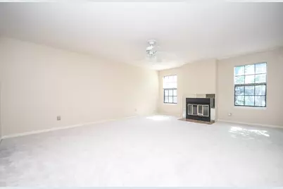 9800 Pagewood Lane #2108, Houston, TX 77042 - Photo 3