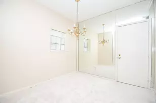 9800 Pagewood Ln, Houston, TX 77042 - Photo 9