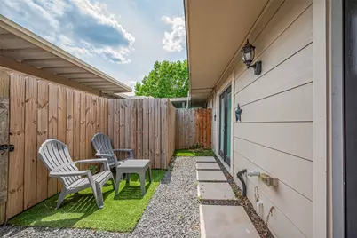 14688 Perthshire Road #C, Houston, TX 77079 - Photo 39