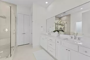 4129 De George St, Houston, TX 77009 - Photo 9