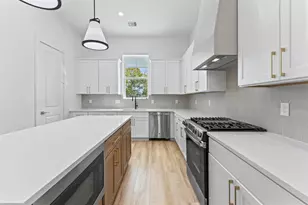 4129 De George St, Houston, TX 77009 - Photo 15