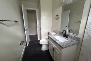 7918 Woodlyn Rd, Houston, TX 77028 - Photo 15