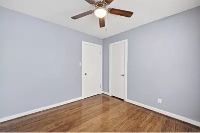 11226 Huggins Drive, Houston, TX 77035 - Photo 17