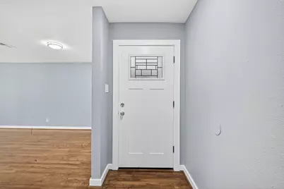 11226 Huggins Drive, Houston, TX 77035 - Photo 5