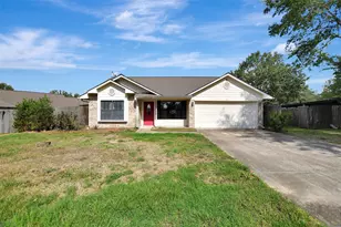 105 Ash St, Madisonville, TX 77864 - Photo 1