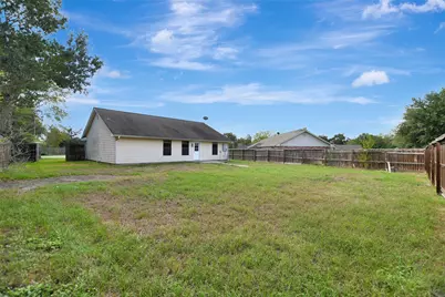 105 Ash Street, Madisonville, TX 77864 - Photo 33