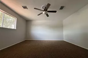 7012 Jetty Ln, Houston, TX 77072 - Photo 17
