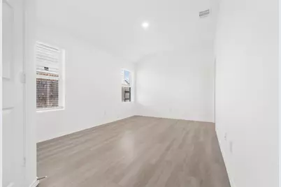 14518 Broadbury Pond Road, Houston, TX 77583 - Photo 17