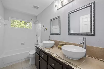 21 Long Hearth Place, The Woodlands, TX 77382 - Photo 31