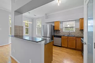 21 Long Hearth Pl, The Woodlands, TX 77382 - Photo 9