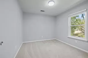 21 Long Hearth Pl, The Woodlands, TX 77382 - Photo 27