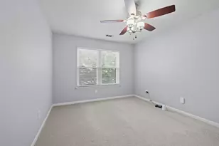 21 Long Hearth Pl, The Woodlands, TX 77382 - Photo 25