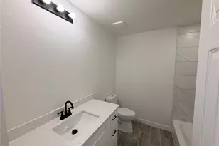 5842 Beldart St, Houston, TX 77033 - Photo 7