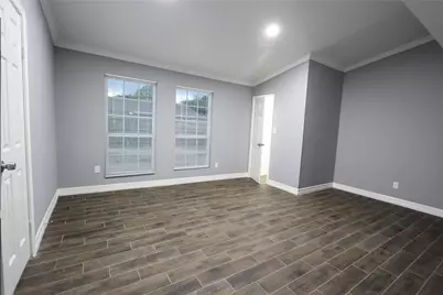 10406 Townhall Lane, Sugar Land, TX 77498 - Photo 5