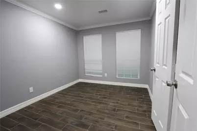 10406 Townhall Lane, Sugar Land, TX 77498 - Photo 7