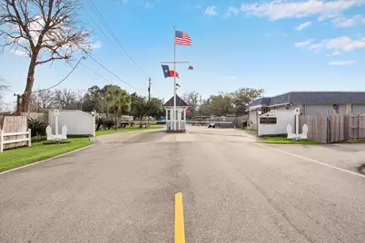 2443 Lakewood Pointe, Seabrook, TX 77586 - Photo 31