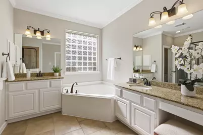 10918 Menaggio Court, Richmond, TX 77406 - Photo 17