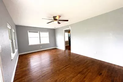 406 N Fig Street, Sweeny, TX 77480 - Photo 5