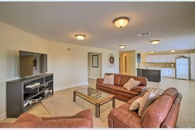 605 6 Street #F, Kemah, TX 77565 - Photo 11