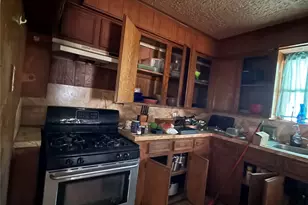 1327 14th St, Galena Park, TX 77547 - Photo 5