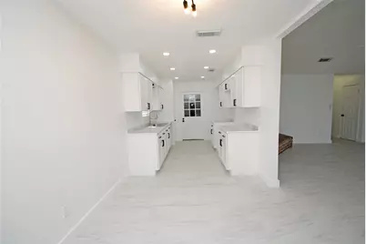 6915 Kearney Drive, Richmond, TX 77469 - Photo 11