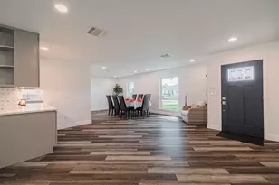 8526 Hiawatha Dr, Houston, TX 77036 - Photo 5