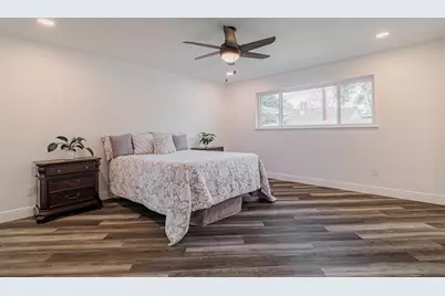 8526 Hiawatha Drive, Houston, TX 77036 - Photo 19