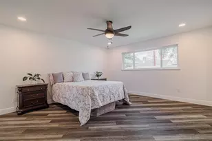 8526 Hiawatha Dr, Houston, TX 77036 - Photo 19