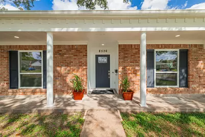 8526 Hiawatha Drive, Houston, TX 77036 - Photo 3