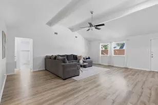 12019 Plumbrook Dr, Houston, TX 77099 - Photo 7