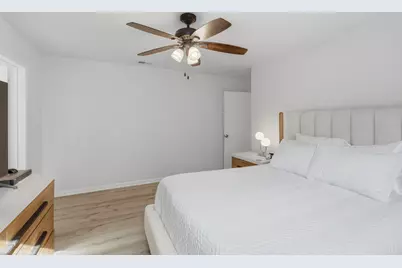 12019 Plumbrook Drive, Houston, TX 77099 - Photo 15