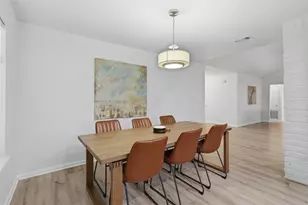 12019 Plumbrook Dr, Houston, TX 77099 - Photo 9