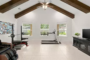 11729 Joan of Arc Dr, Houston, TX 77024 - Photo 19