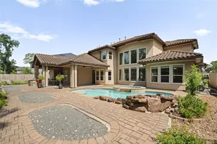 11729 Joan of Arc Dr, Houston, TX 77024 - Photo 5