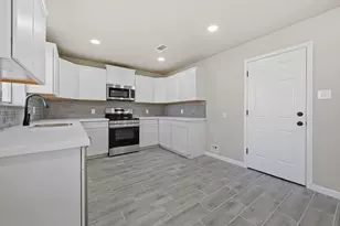 29 County Rd 4011, Dayton, TX 77535 - Photo 9