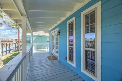 606 Warsaw St, Bayou Vista, TX 77563 - Photo 5