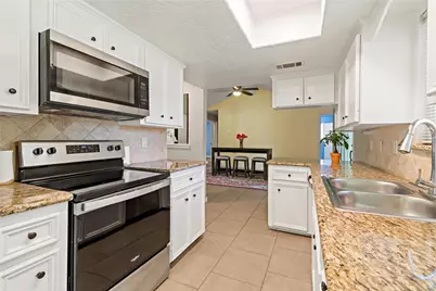 4518 N Heron Drive, Seabrook, TX 77586 - Photo 3