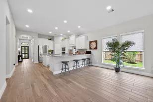 561 Cedar Harbor Ct, Conroe, TX 77304 - Photo 17