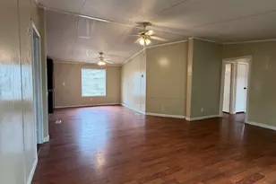 11703 Greenmesa Dr, Houston, TX 77044 - Photo 9