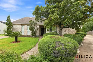 14102 Woodnook Dr, Houston, TX 77077 - Photo 3