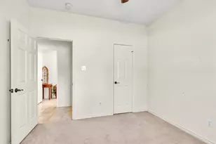 147 April Waters Dr W, Conroe, TX 77356 - Photo 39