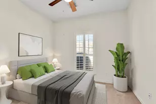 147 April Waters Dr W, Conroe, TX 77356 - Photo 5