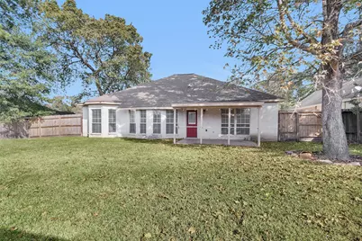 147 April Waters Drive W, Conroe, TX 77356 - Photo 11