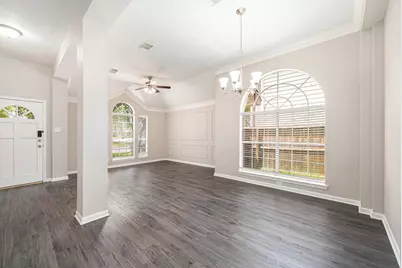 7538 Orchard Hills Lane, Sugar Land, TX 77479 - Photo 3