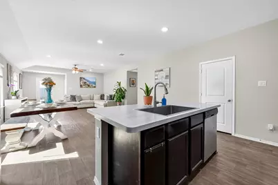 5623 Providence Green Court, Katy, TX 77449 - Photo 11